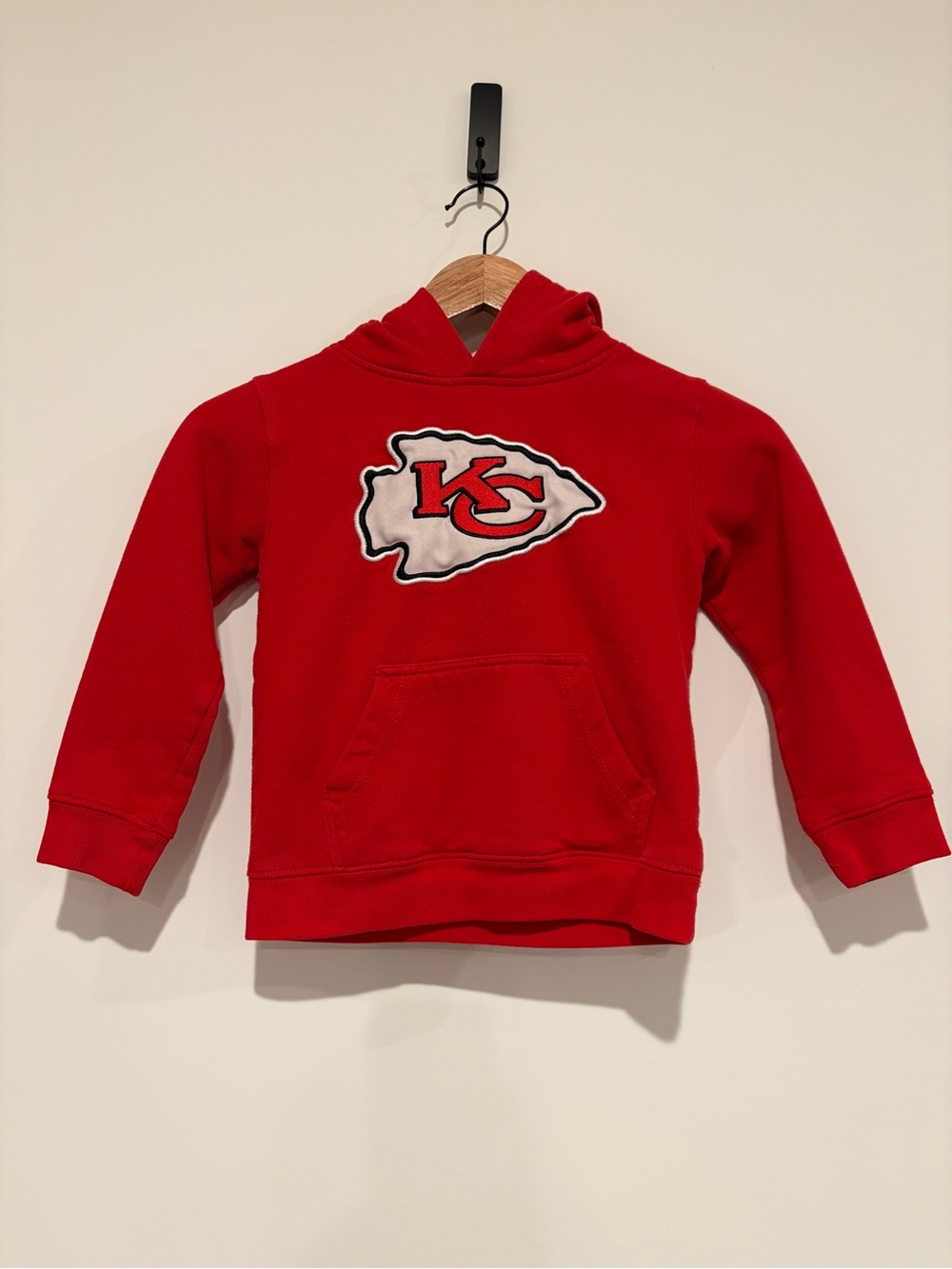 NFL Team Apparel Kansas City Chiefs Red Hoodie Kids Youth Medium Size 5/6